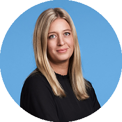 Josefin Karmteg, Hogia