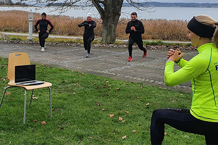 Hogias utomhusträning direktsänds i kristider