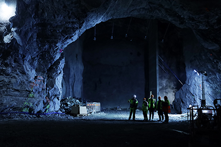 Nitro Consult erbjuder konsulttjänster genom sina experter inom vibrations-, berg- och sprängteknik, i samband med olika byggnationer och infrastrukturprojekt. 